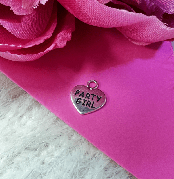 Viva Vibe Party Girl Charm